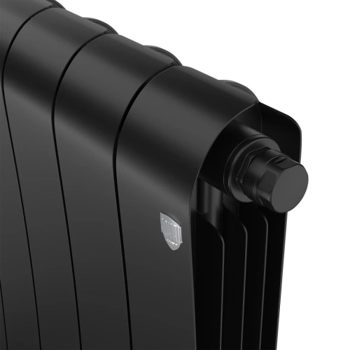 Биметаллический радиатор отопления  Royal Thermo Infinity 500 Vr80 4 Секции Noir Sable