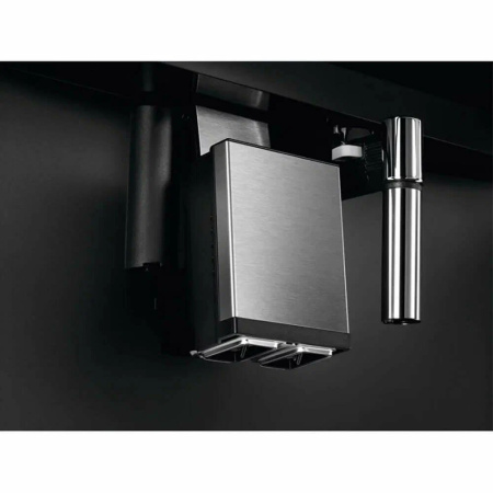Встраиваемая кофемашина AEG KKK994500M