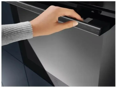 Духовой шкаф Electrolux EOD6F77WZ