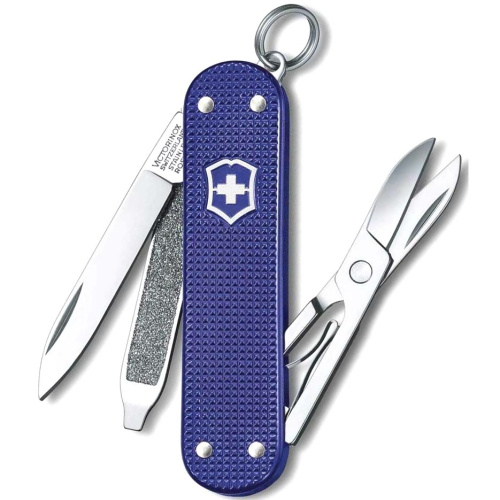 Нож перочинный Victorinox Classic Night Dive (0.6221.222G) 58мм 7функц. карт.коробка
